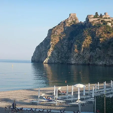 Sant'alessio Village *